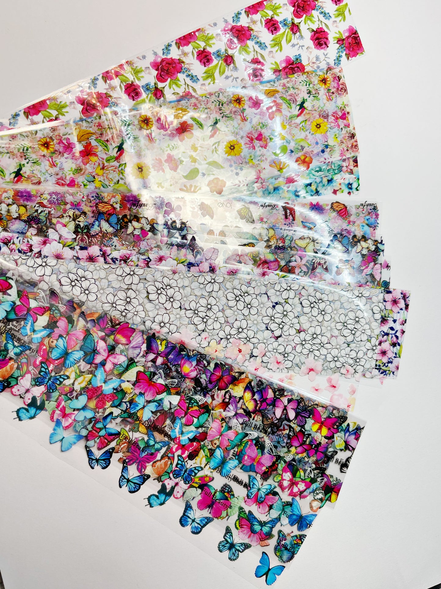 Foil papillons et fleur