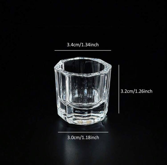 Tasse en verre nettoyage pinceau