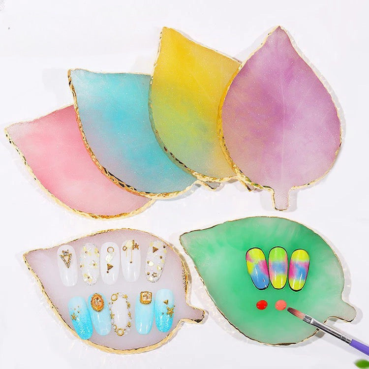 Palette résine cristalline en forme de feuille